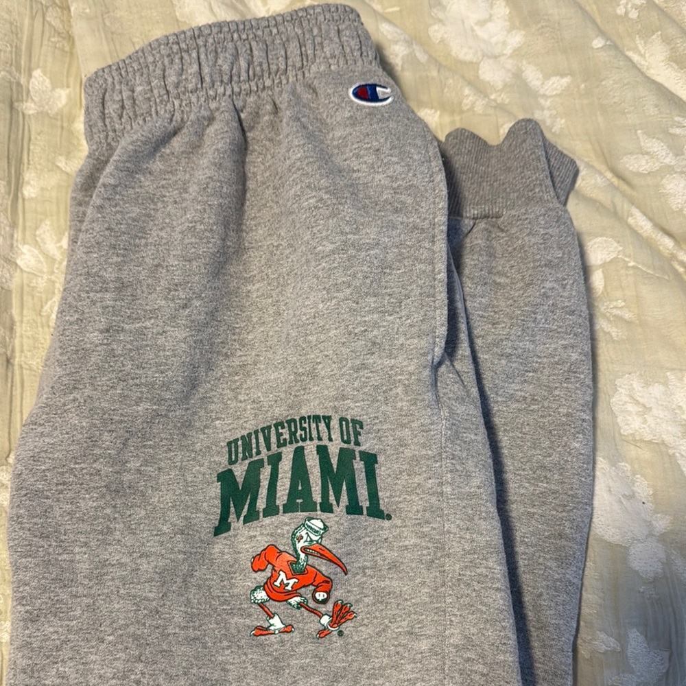 Champion Gray Sweatpants with Elastic Waistband